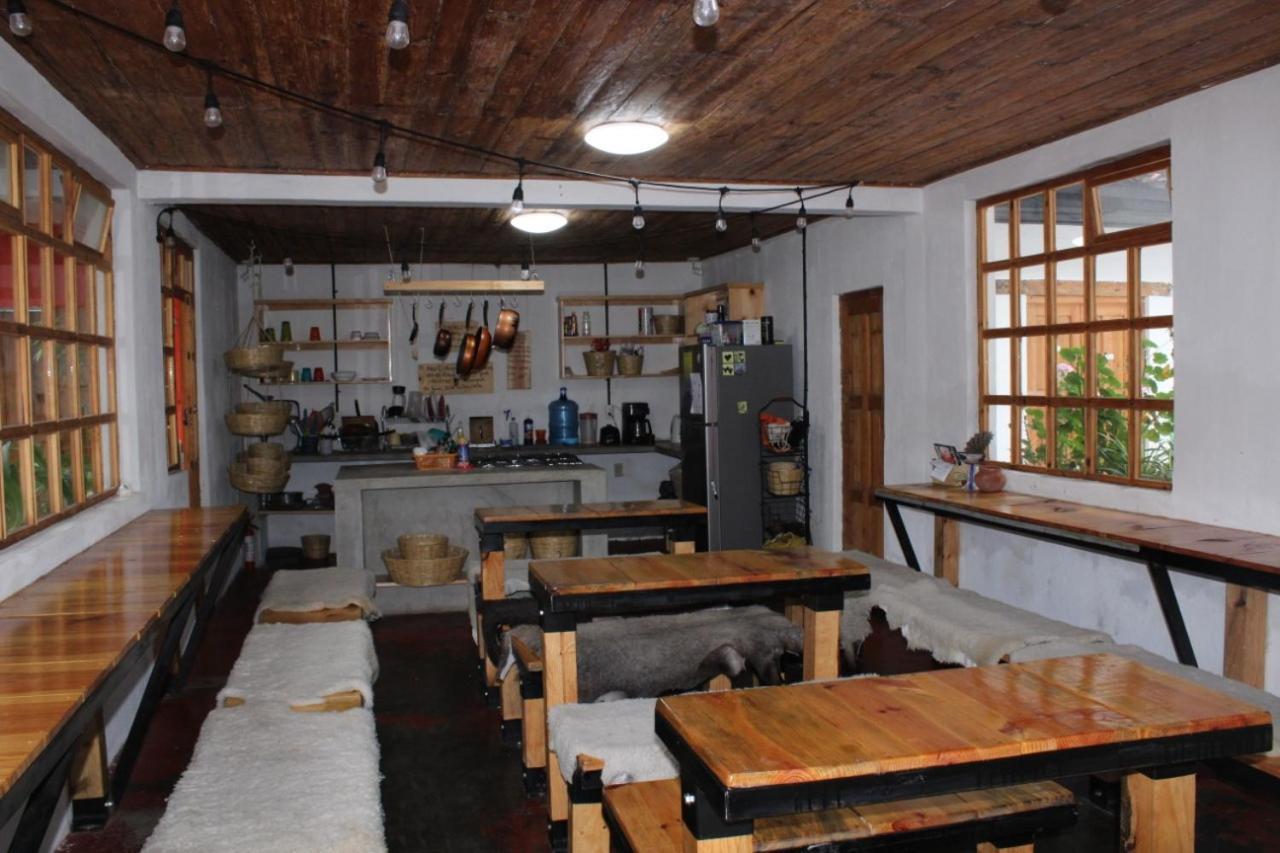 Fandango Hostel ซานกริสโตบัล เด ลาสกาซาส ภายนอก รูปภาพ